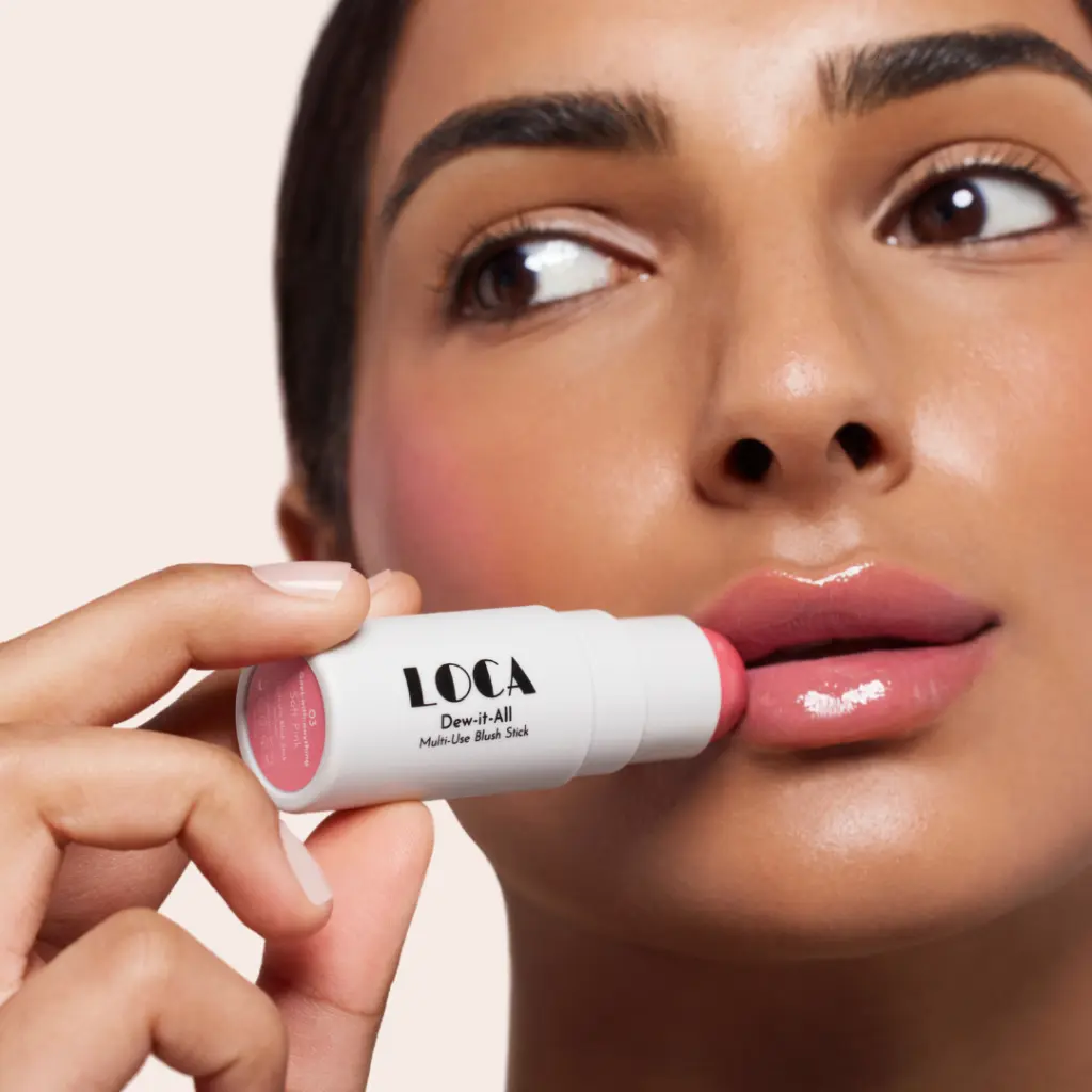 LOCA Blush Stick-3 Goes-with-anything Soft Pink04.webp