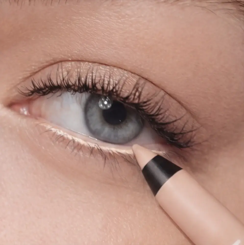 Katia Eyes On You! 24H Eye Pencil Creamy - Beige 3.webp