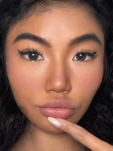 1725448039ba2c034e2dbc2f820b2f96839d078ee3_wk_sheglam.gif