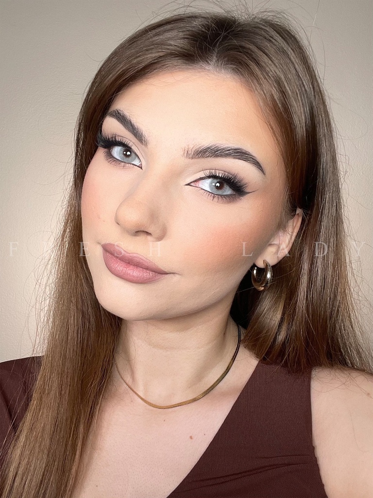 عدسات فرش ليدي الملونة – A Claro