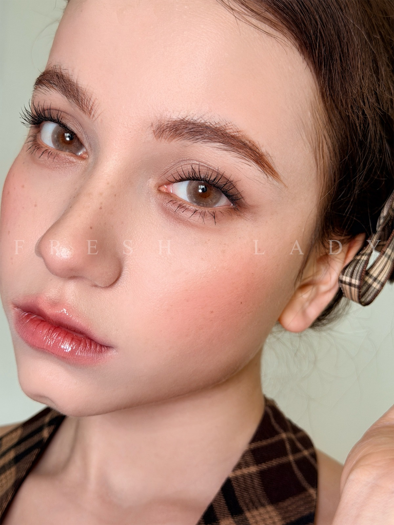 Fresh Lady contact lens -  Rewind Taupe 