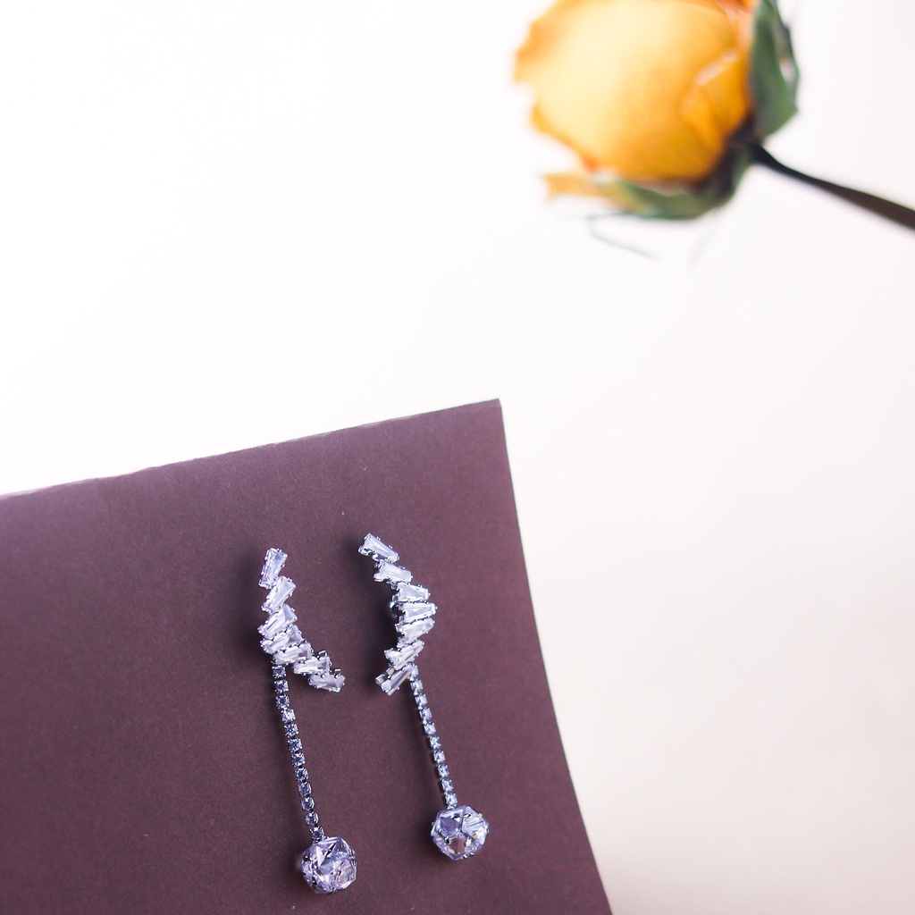 White Gold Plated Earring - EH13027